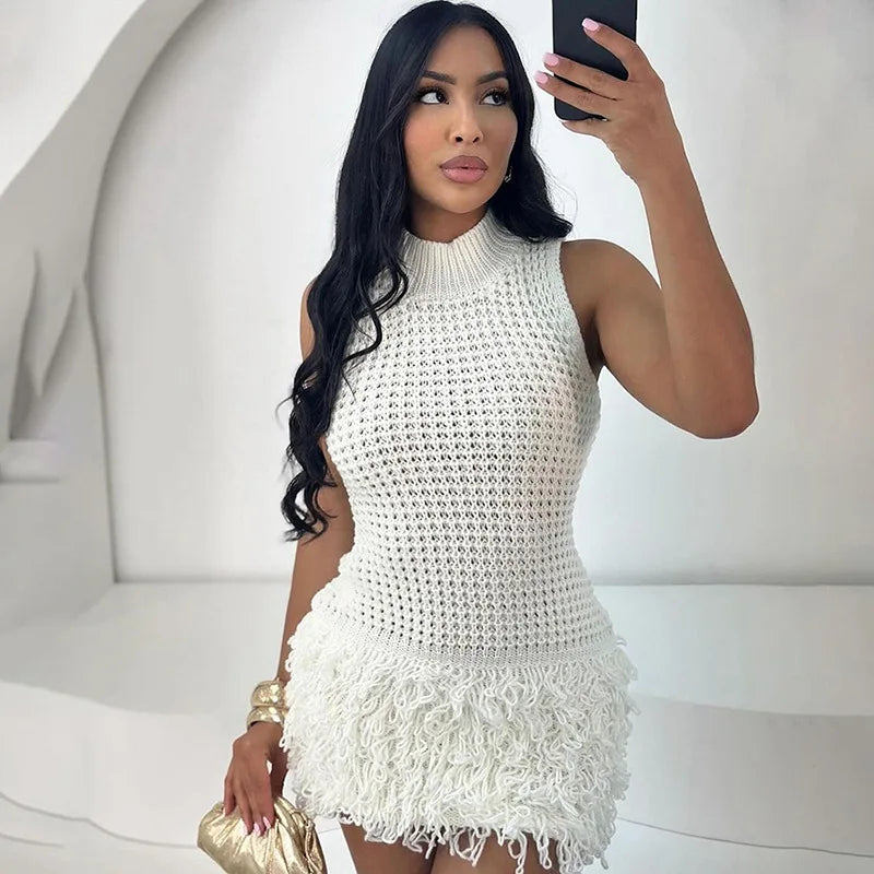 Vestido corto de punto con borlas, cuello redondo, sin mangas, con detalle calado de ganchillo y elástico, estilo ajustado, ideal para la playa o para usar a diario.