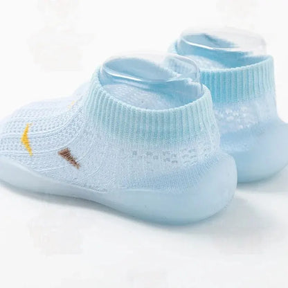 Zapatos para caminar para niños, zapatos de bebé, calcetines para bebé, zapatos antideslizantes para interiores, suela suave, superficie de malla, sandalias finas, pedal de un pie