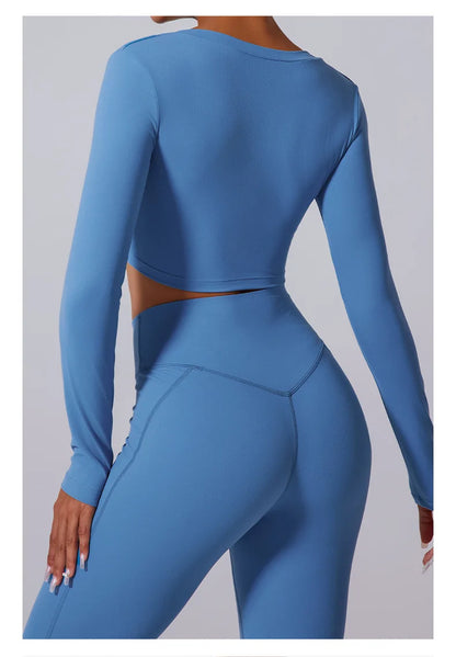 Conjunto de yoga para mujer: pantalones acampanados, ropa deportiva para gimnasio, top push-up de manga larga, estilo deportivo y sexy.