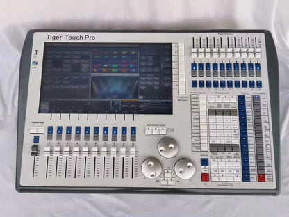 Controlador de iluminación de consola Tiger touch II/controlador de iluminación de escenario de buena calidad, móvil con estuche de transporte gratuito