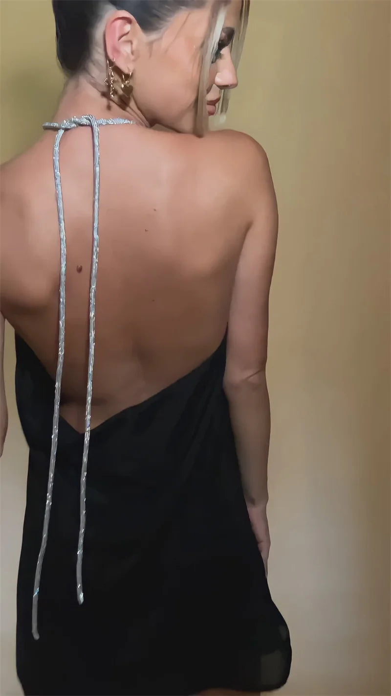 Vestido corto sexy sin espalda con escote halter y hombros descubiertos de Mozision Sparkle para mujer, ideal para el verano. Elegante vestido de fiesta en la playa o club nocturno.