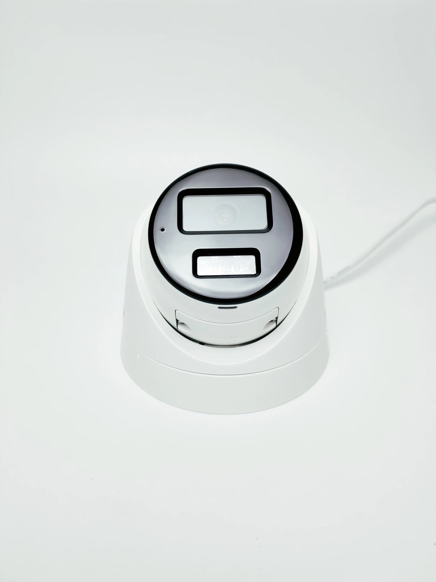 Cámara de red fija tipo torreta Hikvision DS-2CD3341G2-LIUF original de 4 MP con micrófono incorporado