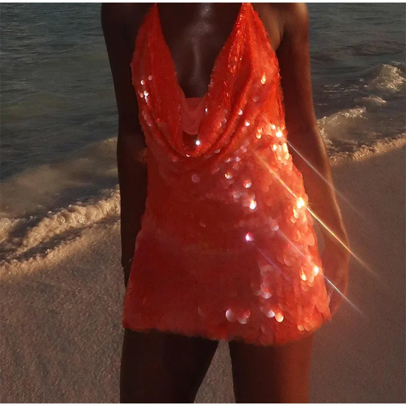 Vestido corto halter con lentejuelas y brillo para mujer, sin espalda, sin mangas, para fiestas de noche, vacaciones, cintura alta, sexy, nueva moda 2025.