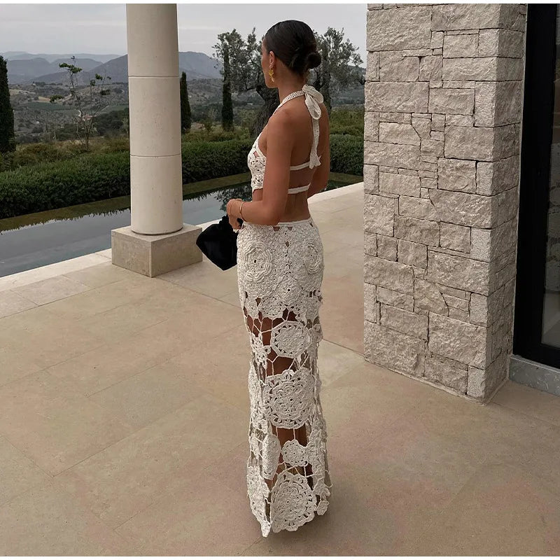 Vestido largo de punto con cuello halter y estampado floral, sexy, sin mangas y con espalda descubierta, estilo maxi, colección 2024. Ideal para la playa y las vacaciones.