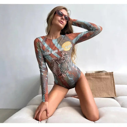 Nuevo bikini de una pieza transfronterizo 2025, traje de baño ruso, diseño integrado, cómodo y elegante.