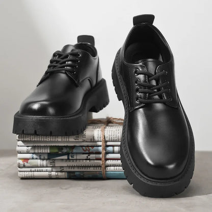 Otoño 2025, nuevos zapatos Derby de negocios para hombre, mocasines de cuero negro para hombre, zapatos de chef, calzado formal de plataforma coreana para hombre.