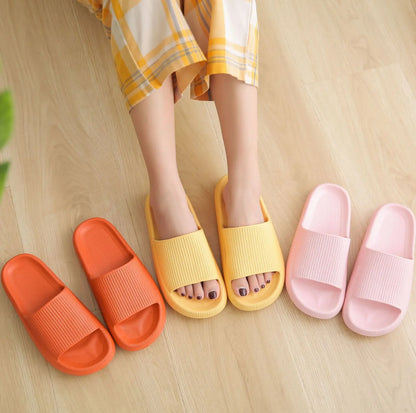 Zapatillas de baño de interior de EVA, ligeras, antideslizantes, de verano, para parejas, para hombre y mujer, cómodas y cómodas.