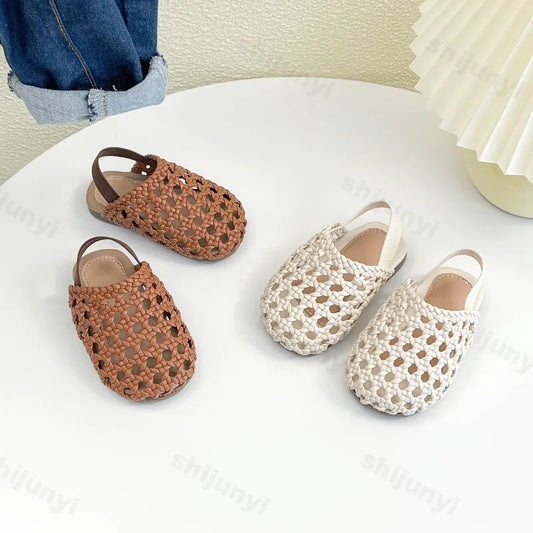Sandalias para niños pequeños, zapatos planos de verano 2025 para exteriores, zapatos de playa, calzado informal de moda tejido para bebés, sandalias de princesa para niñas.