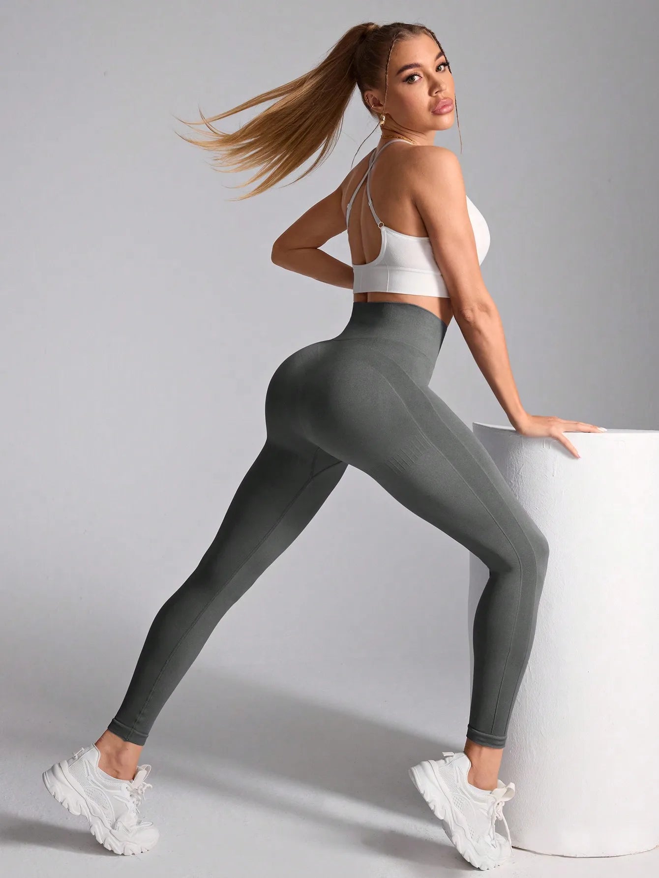 Women's High-Waist Seamless Yoga Leggings, Stretchy Compression Tummy Control Workout Pants, Quick-Dry Athletic Tights with Wide