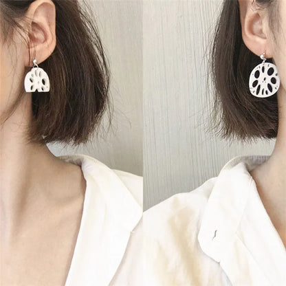 Pendientes acrílicos de moda, grandes hojas colgantes, queso, raíz de loto blanco, asimétricos, joyería creativa de dibujos animados para niñas.