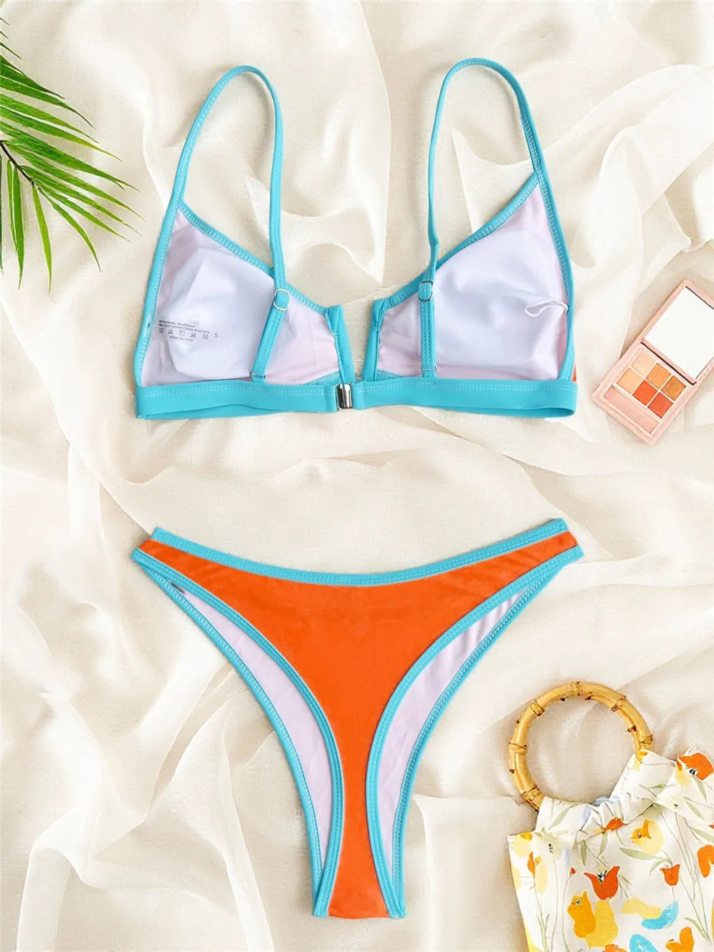 Conjuntos de bikini negros sexys con borde rosa, traje de baño con cuello en V para mujer 2025, microtanga de corte alto, bikinis de mujer