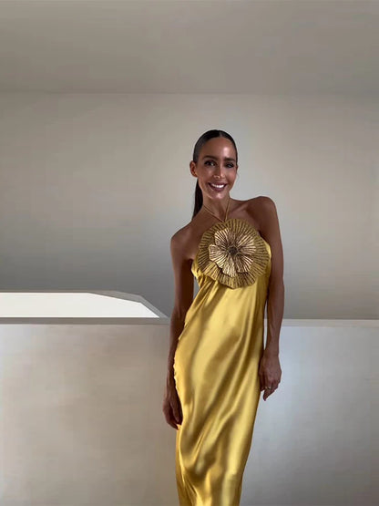 Elegante vestido de fiesta para mujer, con flores 3D, estilo halter, sin mangas, espalda descubierta, de satén estilo sirena, para mujer, verano 2025, elegante vestido de noche para mujer.