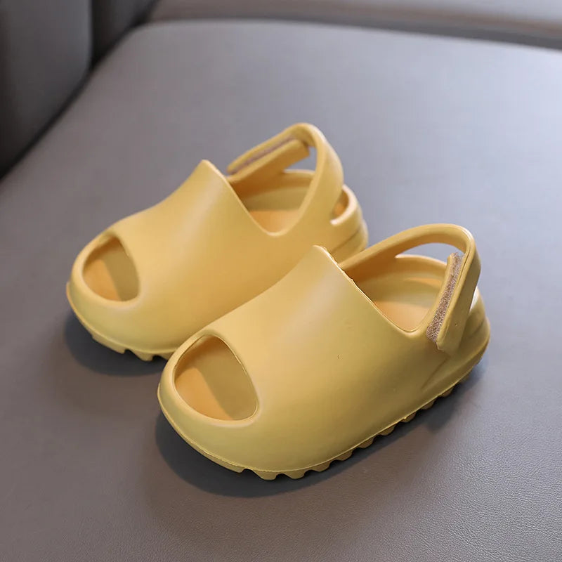 Zapatillas de verano para niños, sandalias, zapatillas, venta al por mayor, zapatos de playa, comercio exterior, zapatos con agujeros para niños pequeños, zapatos de bebé