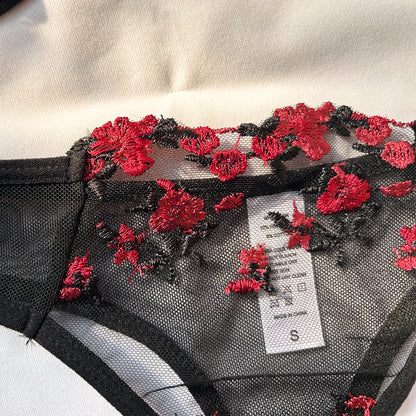 Conjunto de lencería sexy para mujer, sujetador exótico con estampado bordado y push up, bralette fino.