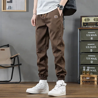 Pantalones casuales de hombre de corte holgado y a la moda, ideales para otoño e invierno. Estilo deportivo clásico y sencillo. Cómodos pantalones holgados para el trabajo.