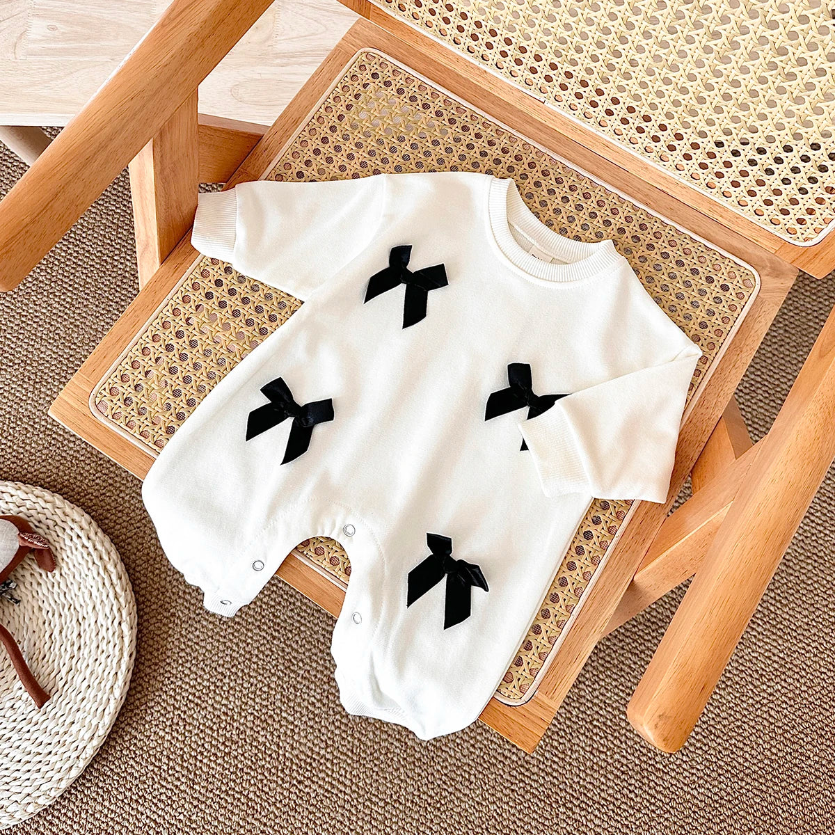 Ropa para bebé recién nacido, mono con lazo para bebé, primavera y otoño, pelele de algodón para niños pequeños de 0 a 18 meses