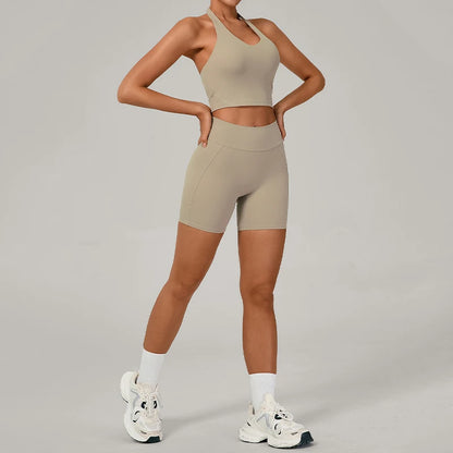 Ctenkevet - Conjunto de 2 piezas de sujetador halter sin espalda para mujer, ropa deportiva de secado rápido para gimnasio, conjunto deportivo femenino de dos piezas con pantalones cortos