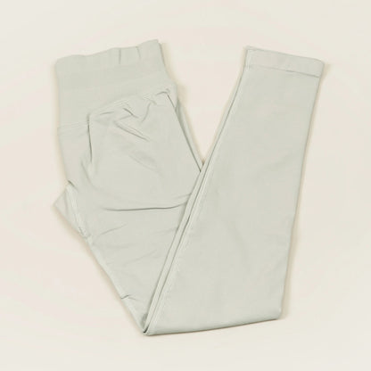 Pantalones de yoga VEQKING Scrunch Butt para mujer, leggings deportivos sin costuras, cintura baja, mallas de gimnasio, pantalones de entrenamiento cálidos de secado rápido para otoño.