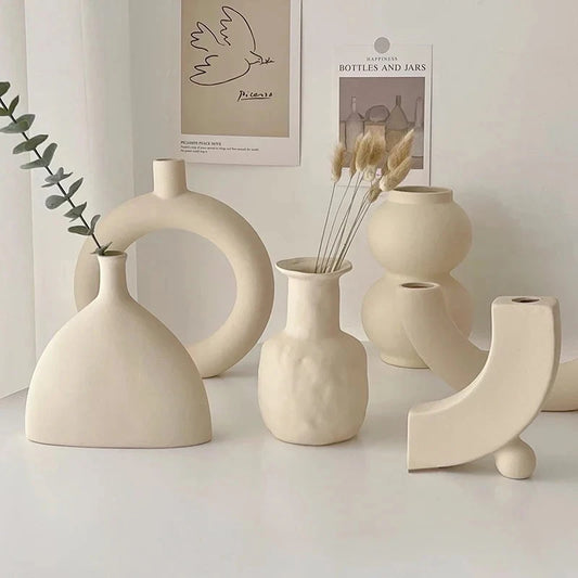 Decoración de escritorio para dormitorio, decoración del hogar, fondo de fotografía, jarrón de cerámica moderno y sencillo, flores secas, arreglo floral, adorno