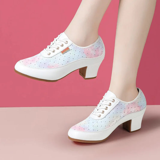 Zapatos de plataforma de piel suave con cordones transpirables de 3,5 cm y 5,5 cm para mujer, primavera 2025, tacones de bloque medianos para bailar, mamás y caminar.
