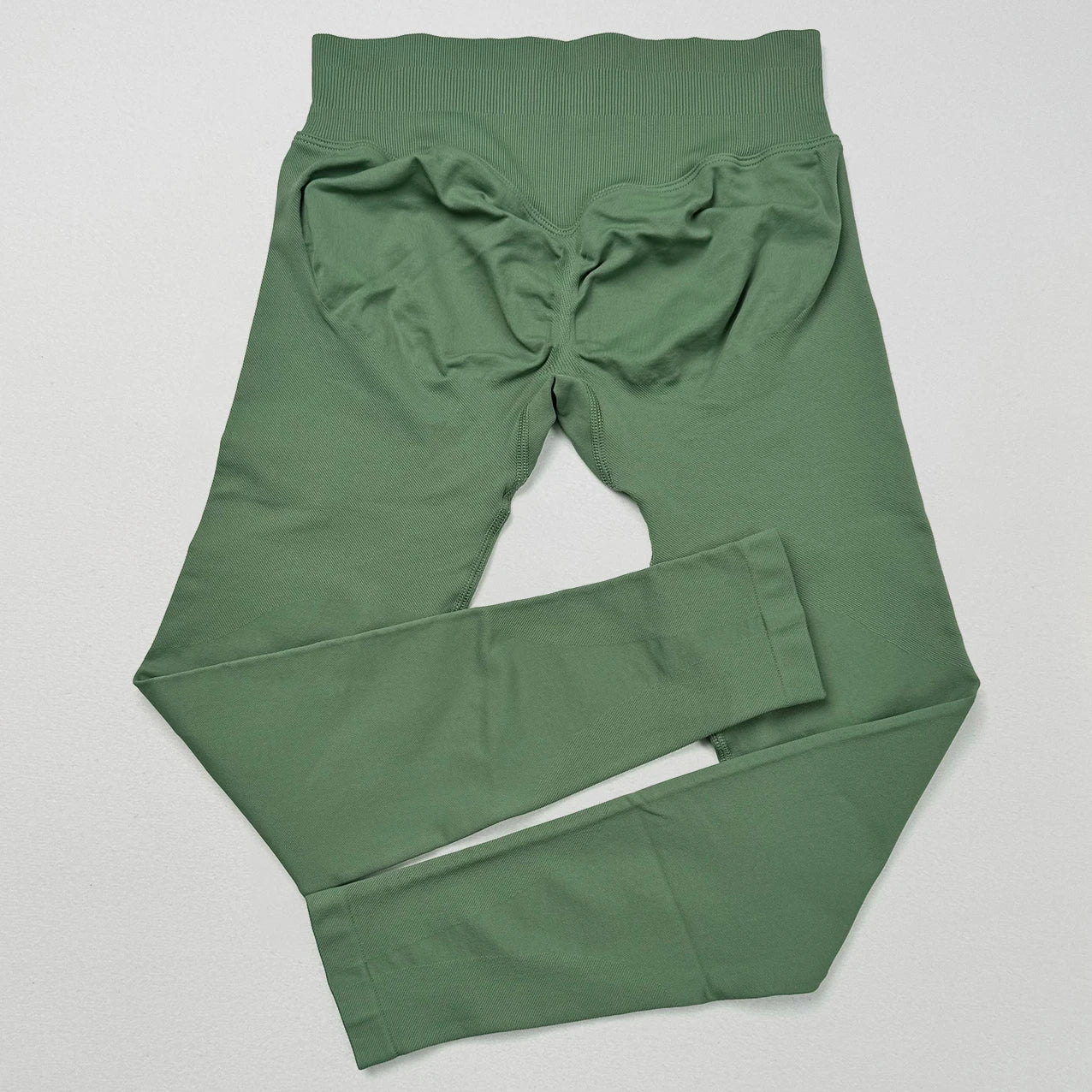 Pantalones de yoga VEQKING Scrunch Butt para mujer, leggings deportivos sin costuras, cintura baja, mallas de gimnasio, pantalones de entrenamiento cálidos de secado rápido para otoño.