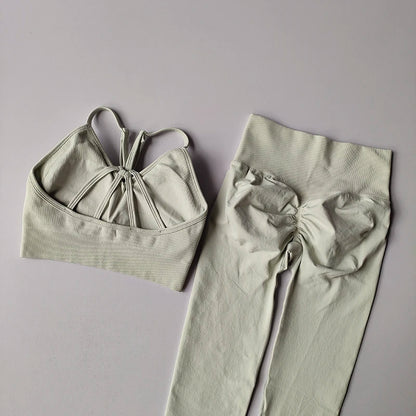 Traje de yoga sin costuras para levantamiento de cadera, sujetador deportivo para mujer, traje de yoga de secado rápido, leggings ajustados con alto contenido de grasa para gimnasio.