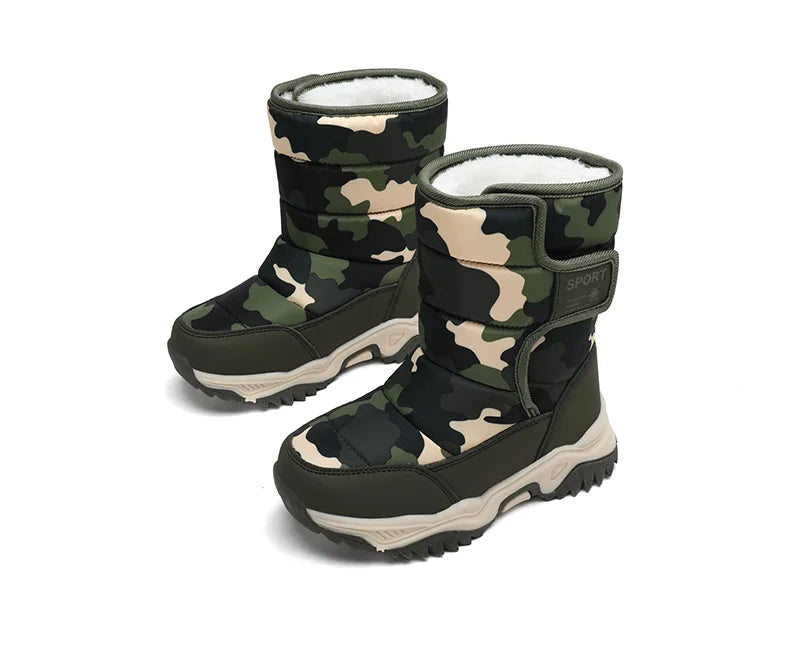 Zapatos de invierno 2025 para niños, de felpa, impermeables, antideslizantes, con suela de goma, botas de nieve cálidas a la moda para exteriores.