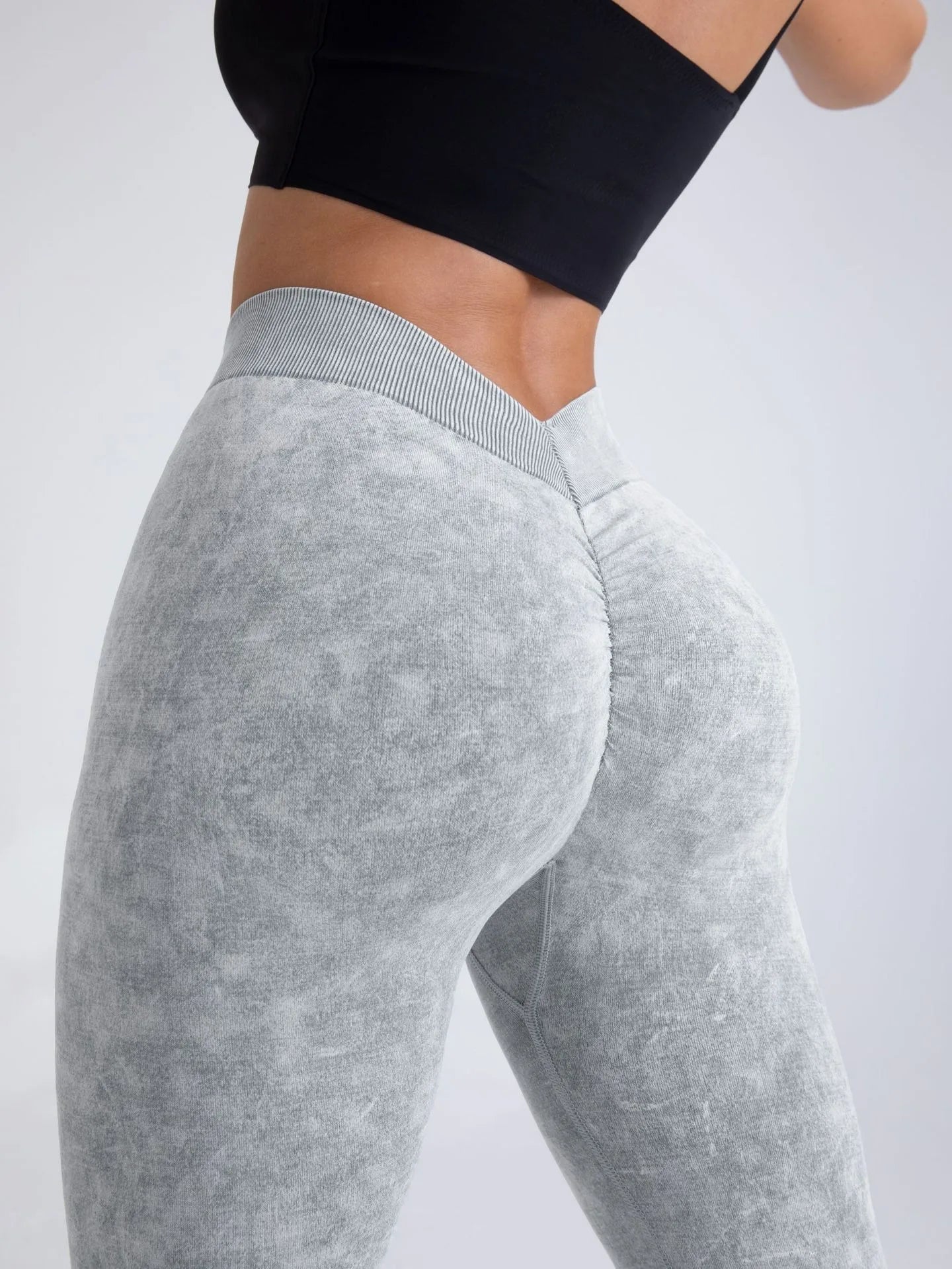 Leggings de nailon para gimnasio, yoga, espalda en V, efecto push-up en glúteos, ciclismo, fitness, ropa deportiva para entrenamiento.