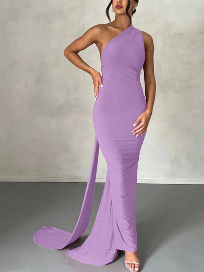 Vestido largo blanco ajustado de Dulzura para mujer, ideal para fiestas, clubes y eventos nocturnos. Estilo urbano. Colección de verano 2024. Venta al por mayor.