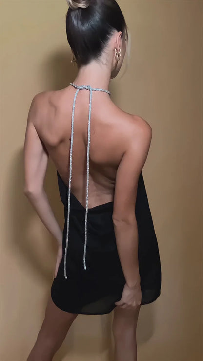 Vestido corto sexy sin espalda con escote halter y hombros descubiertos de Mozision Sparkle para mujer, ideal para el verano. Elegante vestido de fiesta en la playa o club nocturno.