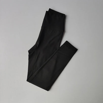 Conjunto de yoga Naked Feel para mujer, sujetador deportivo de alto impacto con almohadillas integradas y leggings que realzan los glúteos, ideal para entrenar en el gimnasio.