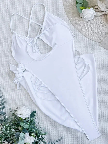 Traje de baño de una pieza tipo tanga, con espalda descubierta y diseño ultra mini, estilo tanga, para mujer. Incluye pareo, corte alto y diseño monokini.