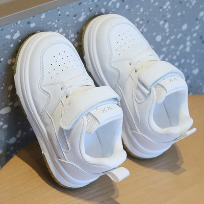 Zapatos blancos para niños, primavera y otoño, deportivos, antideslizantes, ligeros, de suela blanda, informales.