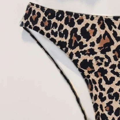 Conjunto de bikini de leopardo para mujer, traje de baño de dos piezas sexy, estilo europeo y americano, de venta rápida, 2024