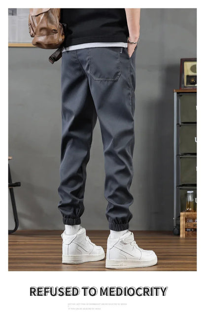 Pantalones casuales de hombre de corte holgado y a la moda, ideales para otoño e invierno. Estilo deportivo clásico y sencillo. Cómodos pantalones holgados para el trabajo.