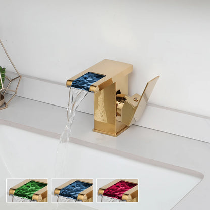 Grifo de baño YANKSMART con luz LED, para lavabo, montaje sobre encimera, monomando, con grifo mezclador tipo cascada.