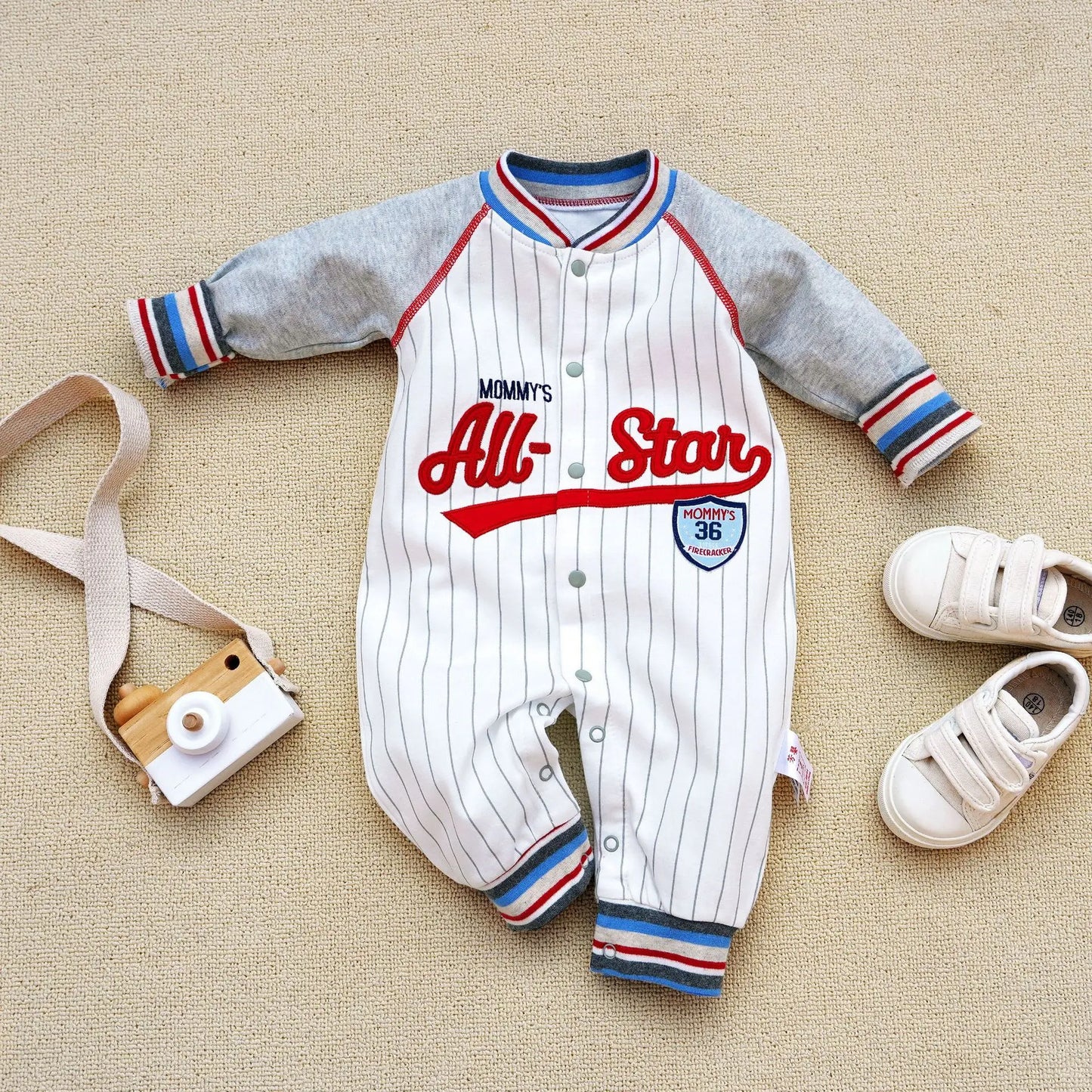 Ropa de bebé, mono para recién nacidos, ropa para niños pequeños, estilo deportivo de béisbol, ropa de algodón para bebés, ropa de primavera para niños pequeños.