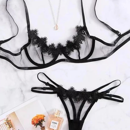 Conjunto de lencería sexy Tornova, color sólido, encaje transparente, conjunto de dos piezas, encaje de malla con parches, ropa interior femenina atractiva.