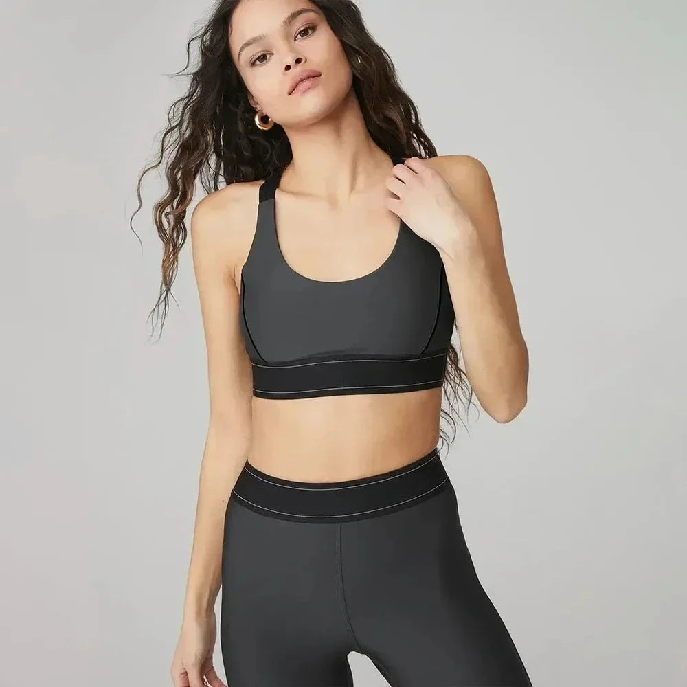Conjunto de pantalones deportivos para pilates, yoga y fitness. Ropa de verano para yoga.