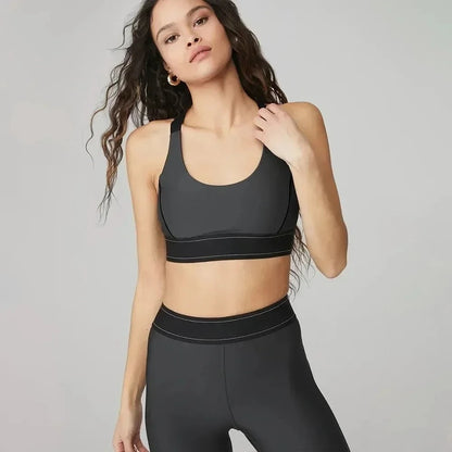 Conjunto de pantalones deportivos para pilates, yoga y fitness. Ropa de verano para yoga.