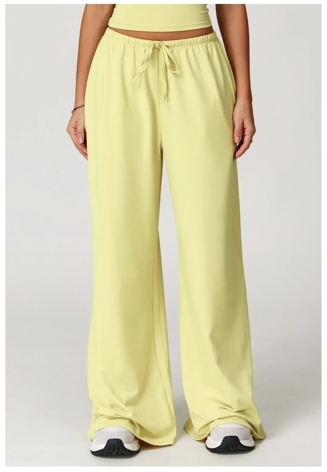 Pantalones de yoga deportivos para mujer, holgados, de pierna ancha, finos, transpirables, con cordón elástico y diseño caído.