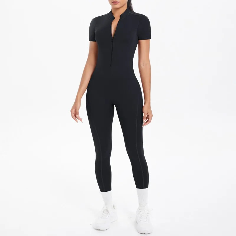 Mono deportivo de yoga sexy con cremallera frontal, espalda descubierta, manga corta, pantalones cortos, ropa deportiva para fitness, correr, gimnasio, yoga y actividades deportivas para mujer.