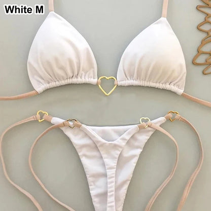 Bikini de dos piezas de color liso con escote halter y tiras, estilo triángulo, con hebilla metálica en forma de corazón. Traje de baño con cordones para mujer.
