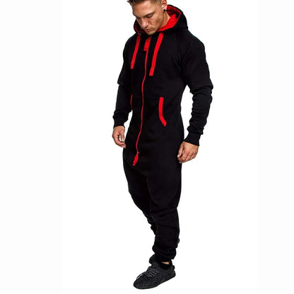 Monos deportivos de hombre con capucha, forro polar, bolsillos, manga larga y cremallera en color de contraste.