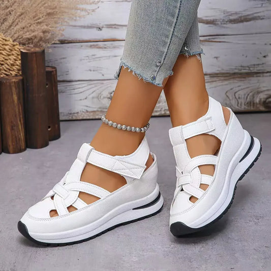 Sandalias de mujer de talla grande, primavera 2025, estilo romano, tacón grueso, informales, suela de goma, forro de poliuretano, fabricadas en China.