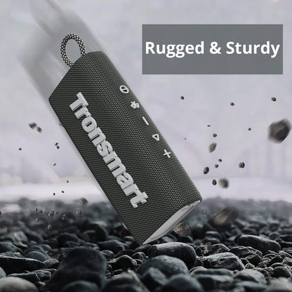 Altavoz Bluetooth Tronsmart Trip, altavoz portátil de doble controlador con resistencia al agua IPX7, estéreo verdaderamente inalámbrico para exteriores.