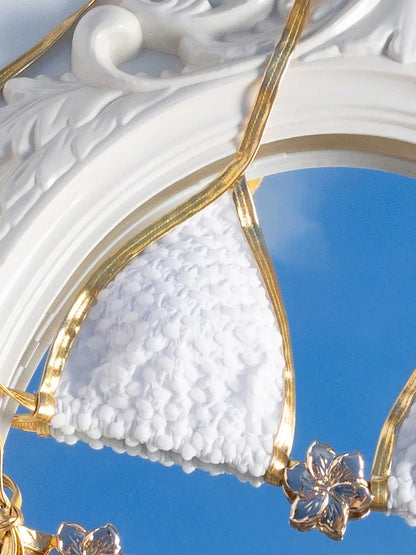 Bikini de dos piezas con cuello halter y fruncido de flores de metal para mujer