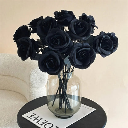 Ramo de flores artificiales para Halloween con calabazas y rosas negras, centro de mesa para el comedor y la sala de estar.