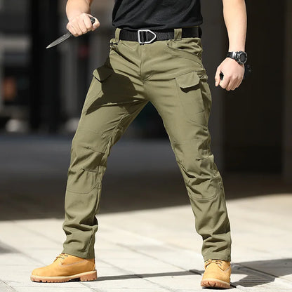 Pantalones tácticos militares urbanos para hombre, estilo cargo, con múltiples bolsillos, impermeables, resistentes al desgaste, ideales para entrenamiento informal.
