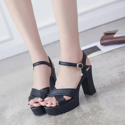 Sandalias de mujer de estilo coreano de moda, nuevas de verano, con tacón alto, hebilla, tacón grueso, punta abierta, correa, zapatos casuales y cómodos.